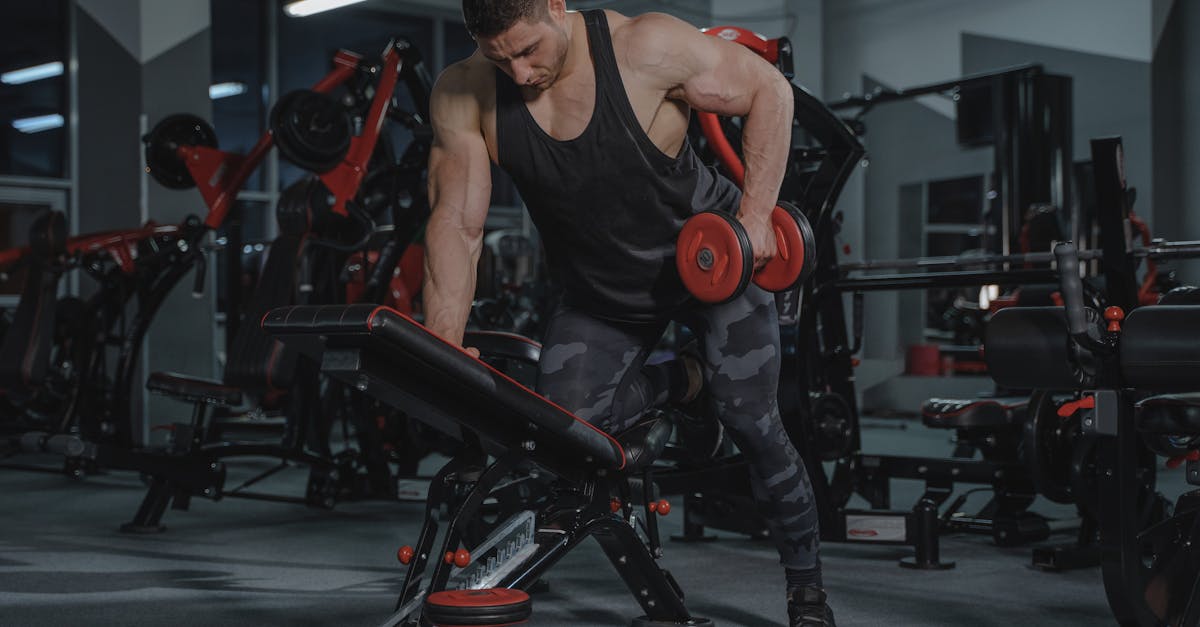 découvrez l'évolution fascinante de l'équipement sportif à travers les âges. de l'innovation des matériaux modernes à l'impact des technologies, plongez dans l'histoire qui a transformé la pratique du sport et amélioré les performances des athlètes.