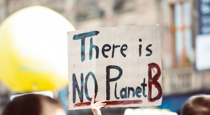 découvrez l'impact environnemental et les conséquences de nos actions sur la planète. apprenez comment réduire votre empreinte écologique et contribuer à la préservation de l'environnement pour les générations futures.
