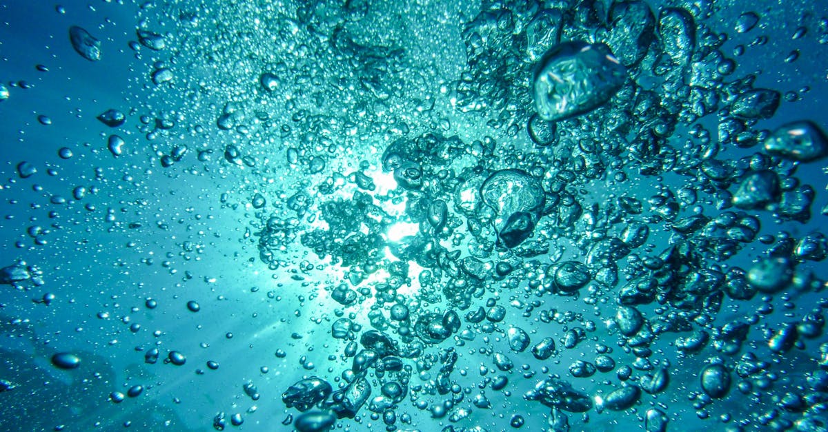 découvrez l'importance de l'hydratation pour votre santé et votre bien-être. apprenez des astuces pratiques pour rester hydraté tout au long de la journée et boostez votre vitalité.