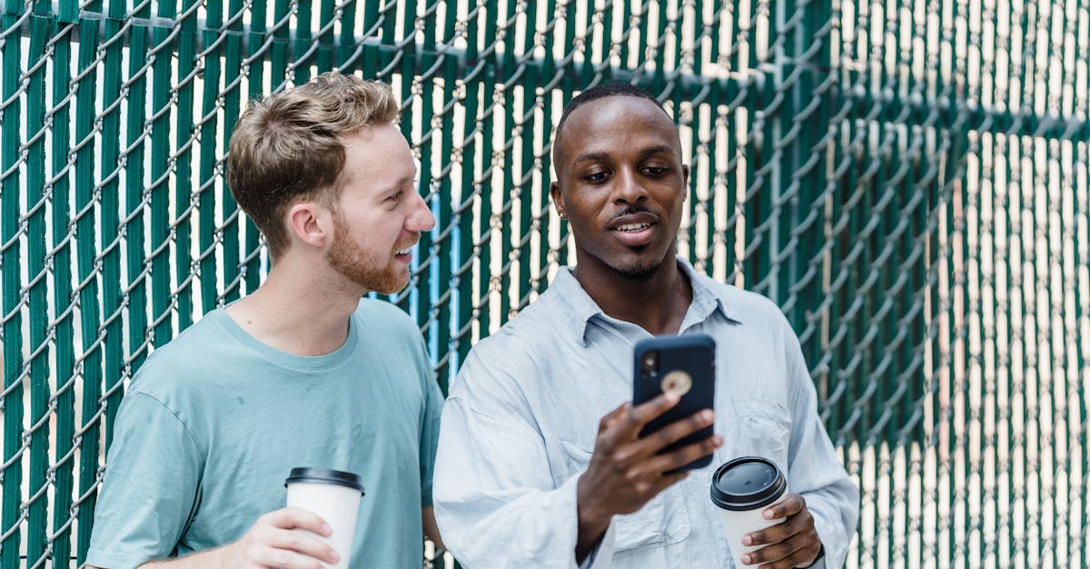 découvrez l'importance des liens sociaux dans notre vie quotidienne. apprenez comment renforcer vos relations interpersonnelles et favoriser un environnement communautaire épanouissant.