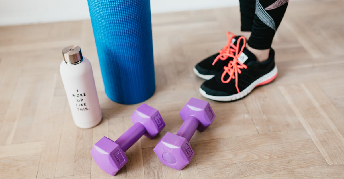 découvrez des exercices à faire chez vous pour rester en forme sans équipement. suivez nos conseils de home workout pour des séances efficaces, adaptées à tous les niveaux !