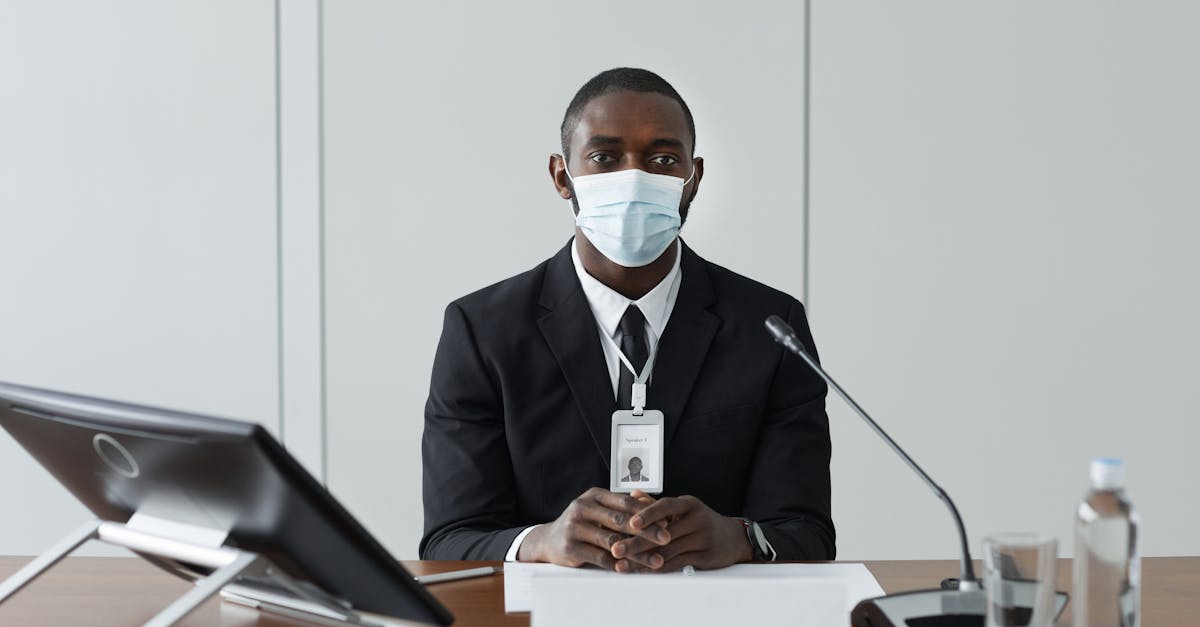 découvrez comment la pandémie a bouleversé les habitudes économiques, sociales et sanitaires, en analysant ses impacts durables sur nos sociétés et notre quotidien.